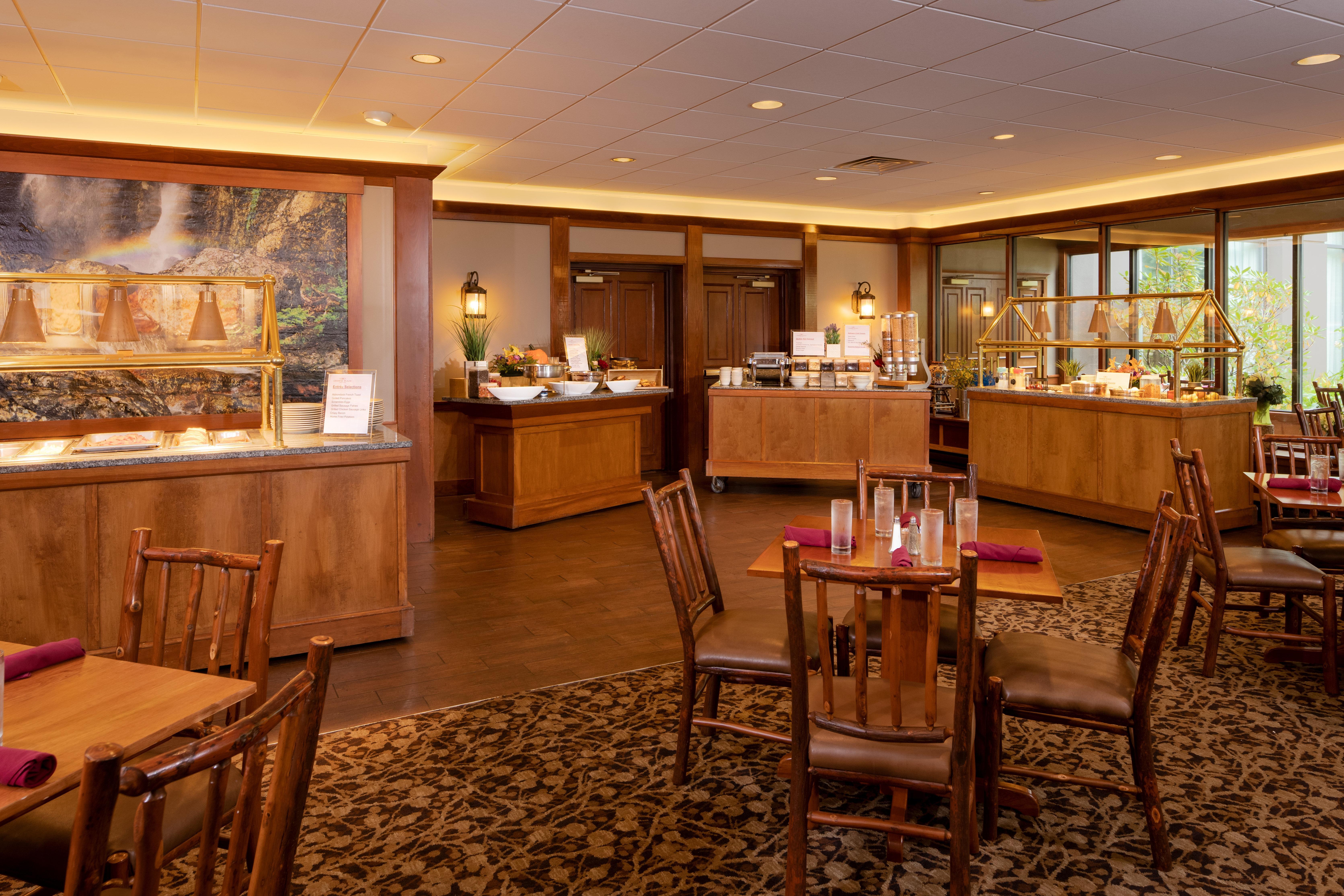 Crowne Plaza Lake Placid By Ihg Zewnętrze zdjęcie